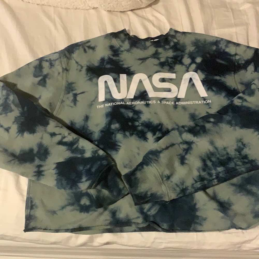 A long sleeve crop top